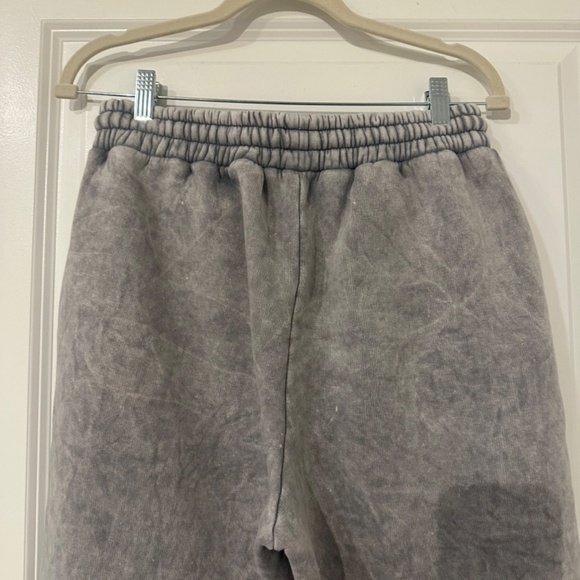 BooHoo Sweatpants - Picture 7 of 8